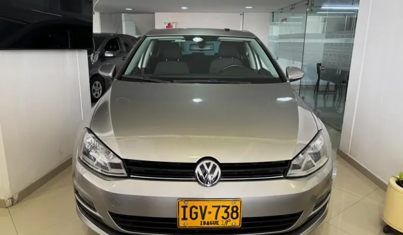 VOLKSWAGEN GOLF (7) COMFORTLINE TP 1600CC R16 lleno