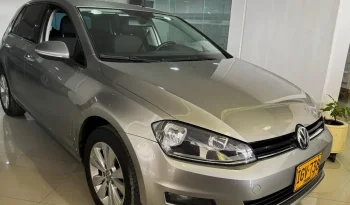 VOLKSWAGEN GOLF (7) COMFORTLINE TP 1600CC R16 lleno