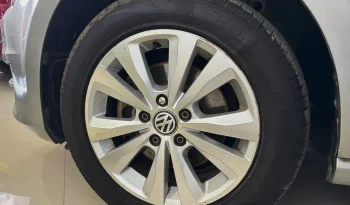VOLKSWAGEN GOLF (7) COMFORTLINE TP 1600CC R16 lleno
