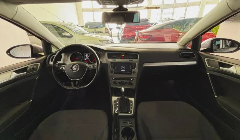 VOLKSWAGEN GOLF (7) COMFORTLINE TP 1600CC R16 lleno