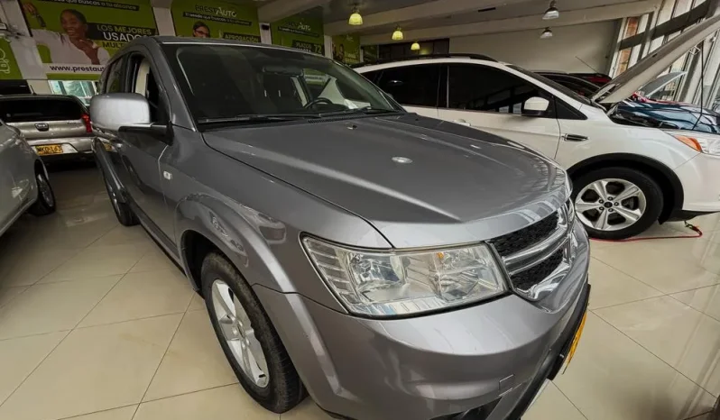 DODGE JOURNEY SE/EXPRESS (FL) TP 2400CC 5PSJ 4X2 lleno