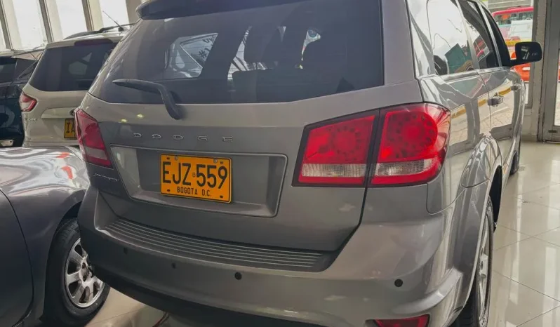 DODGE JOURNEY SE/EXPRESS (FL) TP 2400CC 5PSJ 4X2 lleno