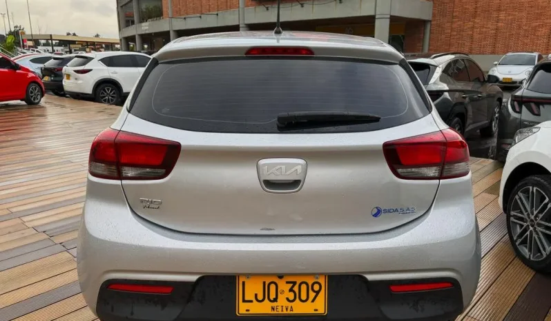 KIA RIO VIBRANT (FL) MT 1400CC 5P R17 lleno
