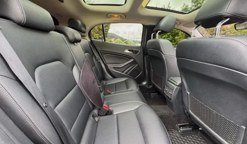 MERCEDES BENZ BGLA 200(X156) (FL) URBANTP 1600CC T lleno