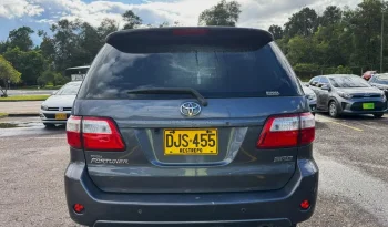 TOYOTA FORTUNER 2.7L AT 2700CC 4X2 lleno