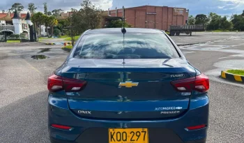 CHEVROLET ONIX (2) PREMIER TP 1000CC T 4P 6AB ABS lleno