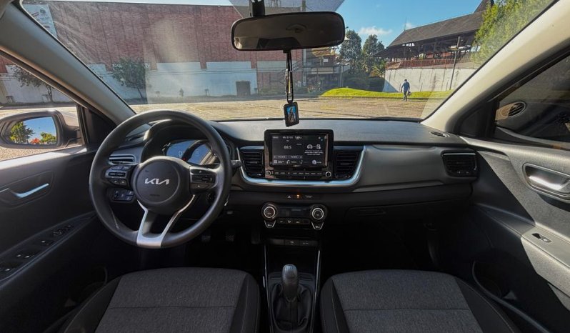 KIA STONICDESIRE/SPORTMT 1000CC T 6AB ABS lleno