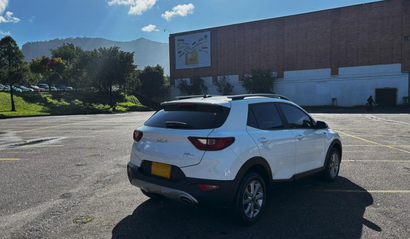 KIA STONICDESIRE/SPORTMT 1000CC T 6AB ABS lleno