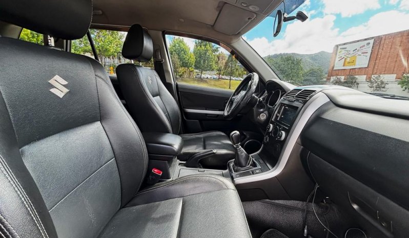 SUZUKI GRAND VITARA (3) (FL)SZ GLX SPORTMT 2400CC 5P 4X4 lleno