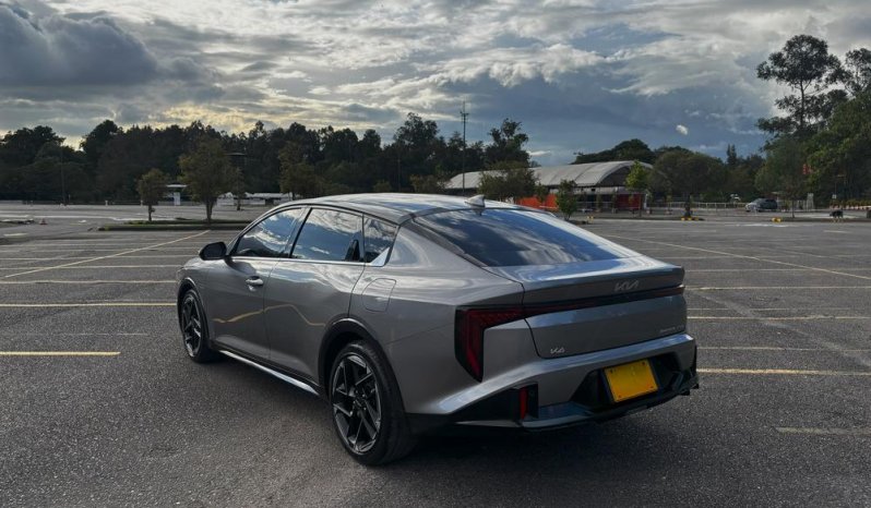 KIA K4 GT LINE AT 2000CC 4P 6AB lleno