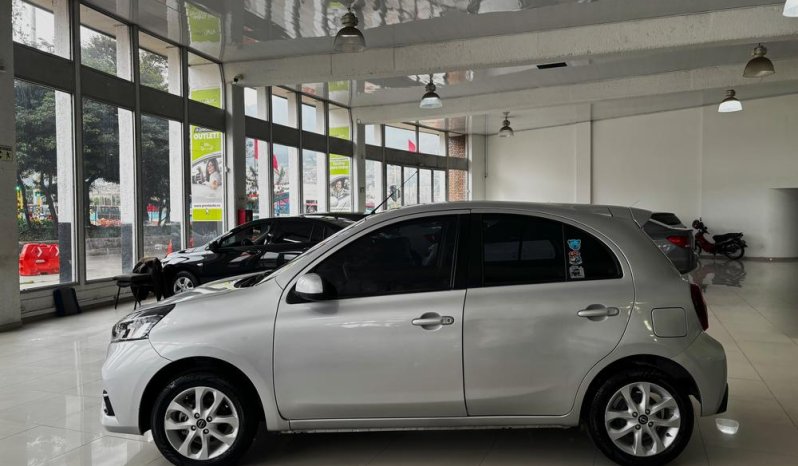 NISSAN MARCH (FL) (2) ADVANCE MT 1600CC 6AB ABS lleno