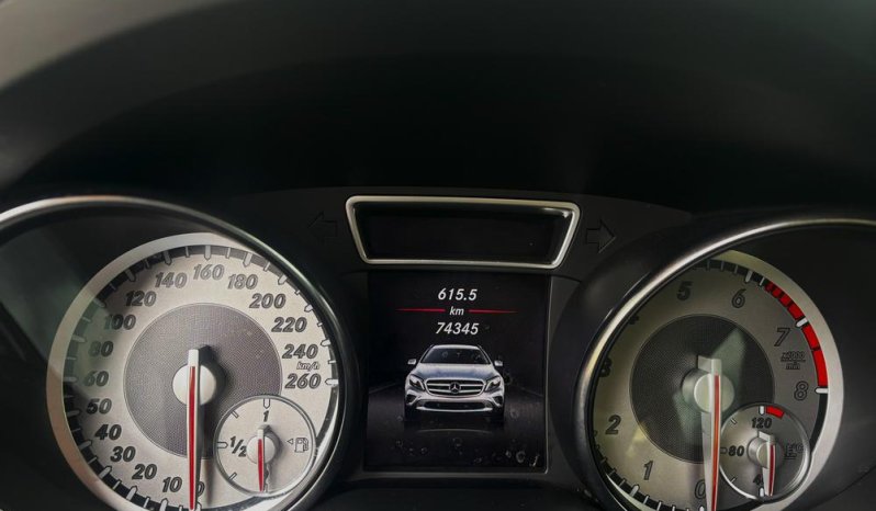 MERCEDES BENZ GLA 200 (X156) TP 1600CC T lleno