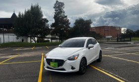 MAZDA 2 (2) TOURING AT 1500CC 6AB