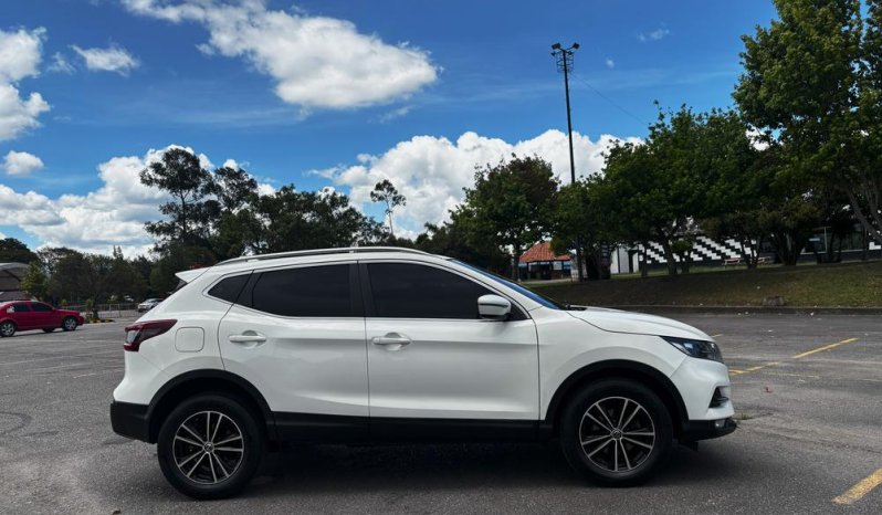 NISSAN QASHQAI (3) (FL)SENSE CONNECTMT 2000CC 4X2 2AB ABS CR lleno