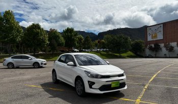 KIA KIA RIOVIBRANT (FL)TP 1400CC 5P R17 lleno