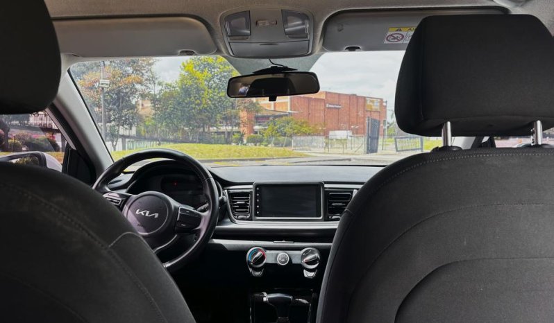 KIA KIA RIOVIBRANT (FL)TP 1400CC 5P R17 lleno