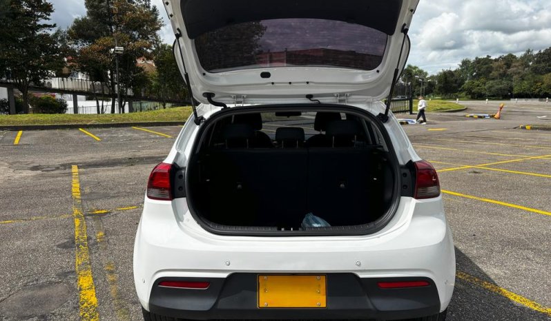KIA KIA RIOVIBRANT (FL)TP 1400CC 5P R17 lleno