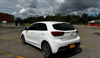 KIA KIA RIOVIBRANT (FL)TP 1400CC 5P R17 lleno
