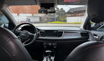 KIA RIO VIBRANT (FL) TP 1400CC 4P R17 lleno