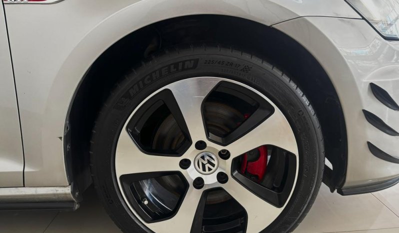 VOLKSWAGEN VOLKSWAGEN GOLF (7)GTI DSGTP 2000CC T 5P lleno
