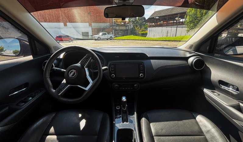 NISSAN NISSAN KICKS (FL)EXCLUSIVETP 1600CC R17 TC lleno