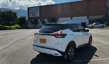 NISSAN NISSAN KICKS (FL)EXCLUSIVETP 1600CC R17 TC lleno