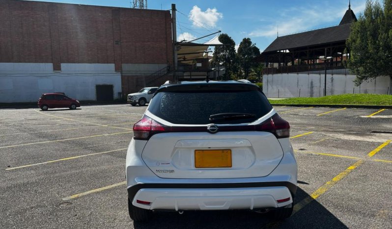 NISSAN NISSAN KICKS (FL)EXCLUSIVETP 1600CC R17 TC lleno