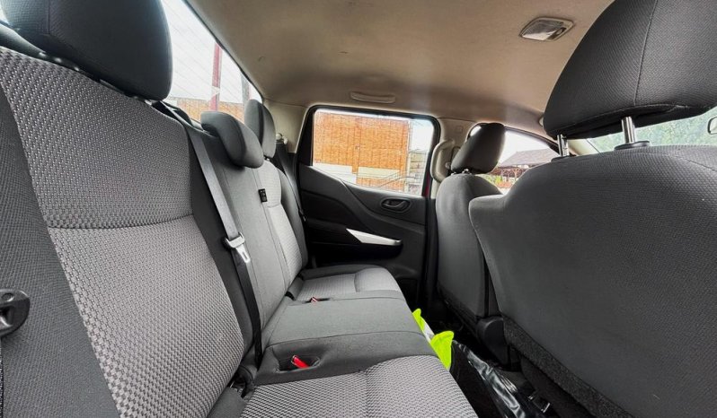 NISSAN NP 300 FRONTIER (2)2.5LMT 2500CC 4X2 AA 2AB ABS lleno