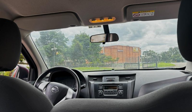NISSAN NP 300 FRONTIER (2)2.5LMT 2500CC 4X2 AA 2AB ABS lleno