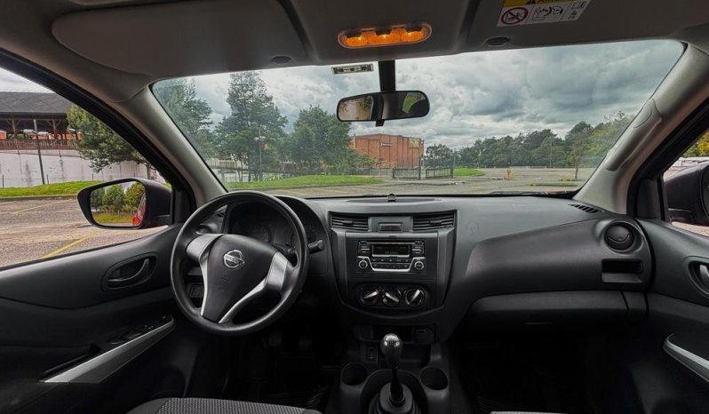 NISSAN NP 300 FRONTIER (2)2.5LMT 2500CC 4X2 AA 2AB ABS lleno