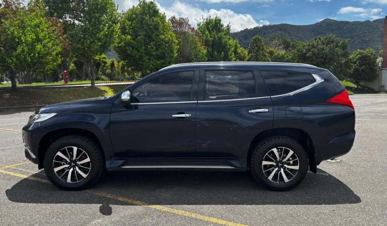 MITSUBISHI Montero Sport 3.0 Aut. 4X4 Gasolina ABS A/C 7 A.B. C.Cuero lleno