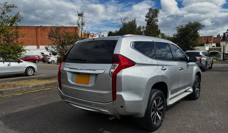 MITSUBISHI Montero Sport 3.0 Aut. 4X4 Gasolina ABS A/C 7 A.B. C.Cuero lleno