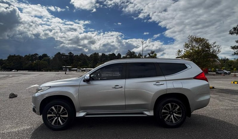 MITSUBISHI Montero Sport 3.0 Aut. 4X4 Gasolina ABS A/C 7 A.B. C.Cuero lleno