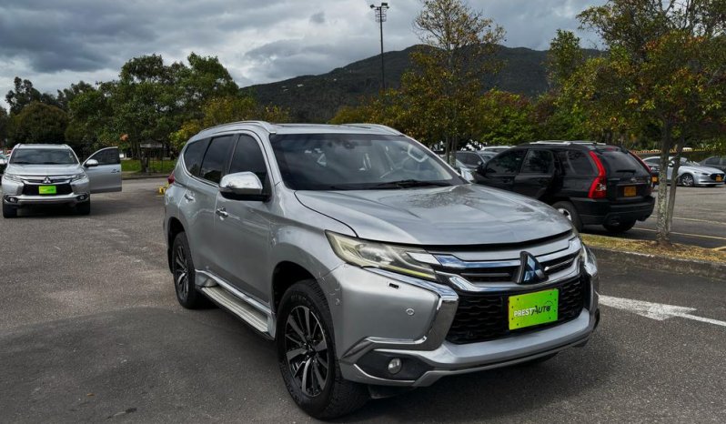 MITSUBISHI Montero Sport 3.0 Aut. 4X4 Gasolina ABS A/C 7 A.B. C.Cuero lleno