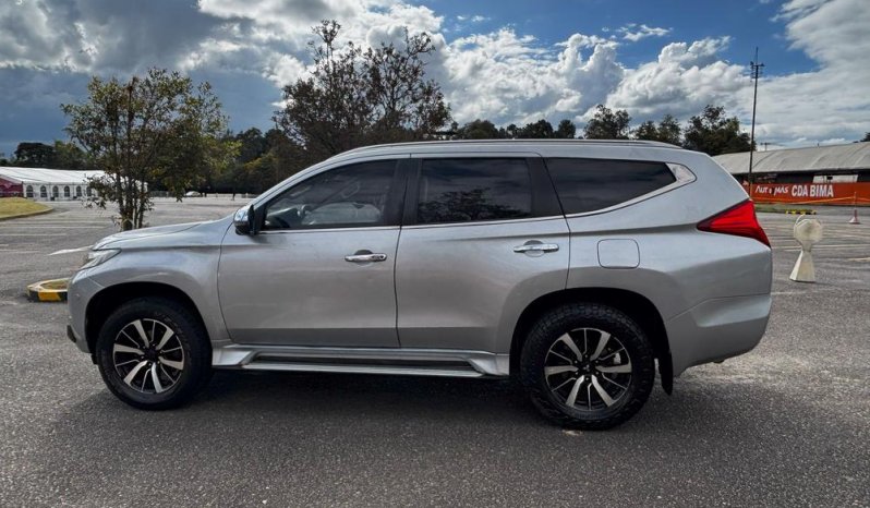 MITSUBISHI Montero Sport 3.0 Aut. 4X4 Gasolina ABS A/C 7 A.B. C.Cuero lleno