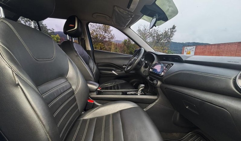 NISSAN KICKS (FL) EXCLUSIVE TP 1600CC R17 TC lleno