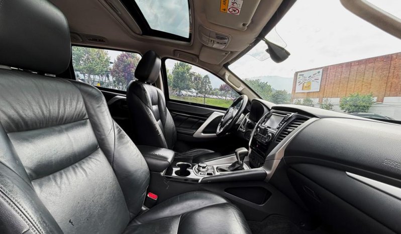 Montero Sport 3.0 Aut. 4X4 Gasolina ABS A/C 7 A.B. C.Cuero lleno