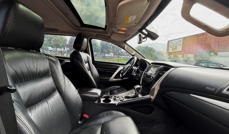 Montero Sport 3.0 Aut. 4X4 Gasolina ABS A/C 7 A.B. C.Cuero lleno