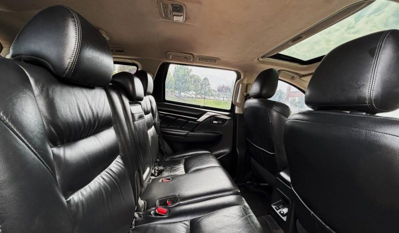 Montero Sport 3.0 Aut. 4X4 Gasolina ABS A/C 7 A.B. C.Cuero lleno