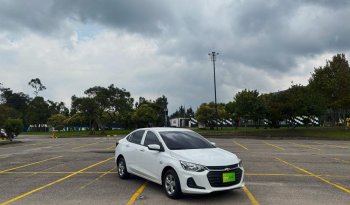 CHEVROLET CHEVROLET ONIX (2)LTMT 1000CC T 4P 6AB ABS lleno