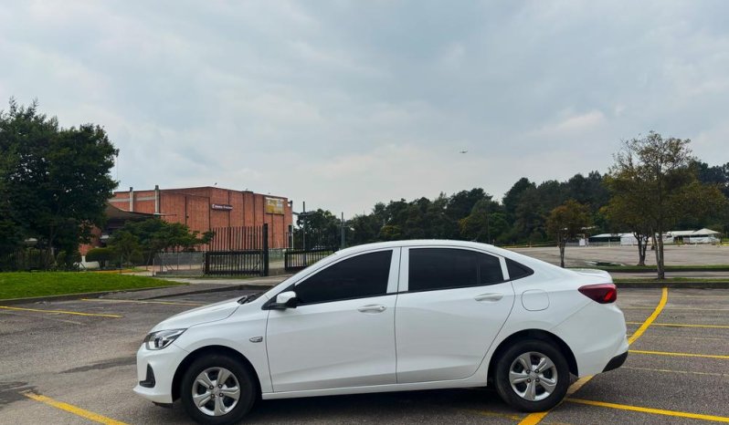 CHEVROLET CHEVROLET ONIX (2)LTMT 1000CC T 4P 6AB ABS lleno