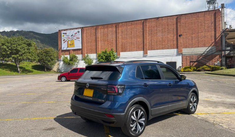 VOLKSWAGEN VOLKSWAGEN T-CROSSTRENDLINETP 1000CC T 6AB ABS CT R17 lleno