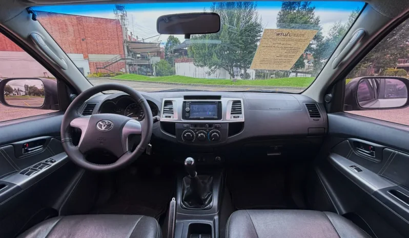 TOYOTA FORTUNER (FL) 2.7L MT 2700CC 4X2 lleno