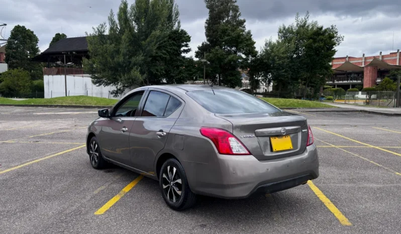 NISSAN NISSAN VERSA (FL)SENSEAT 1600CC 2AB ABS lleno
