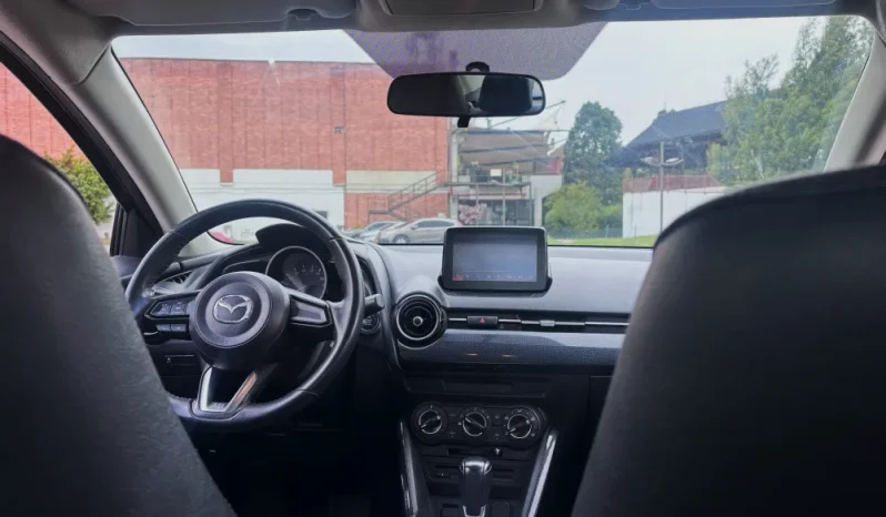 MAZDA 2 (2)TOURING SEDANMT 1500CC 6AB lleno