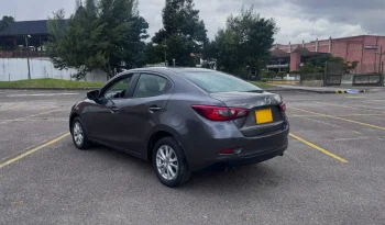 MAZDA 2 (2)TOURING SEDANMT 1500CC 6AB lleno
