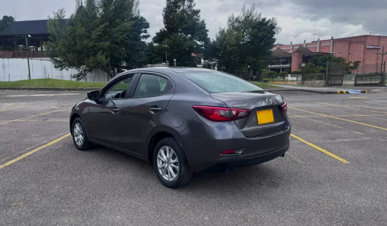 MAZDA 2 (2)TOURING SEDANMT 1500CC 6AB lleno