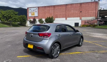 KIA RIOVIBRANT (FL)MT 1400CC 5P R17 lleno