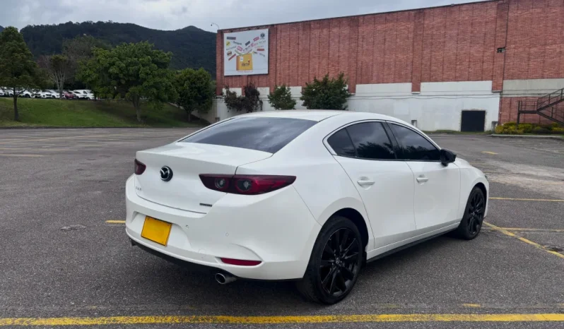 MAZDA 3 (4)GRAND TOURING LX CARBON EDITIONTP 2500CC 7AB CT TC lleno