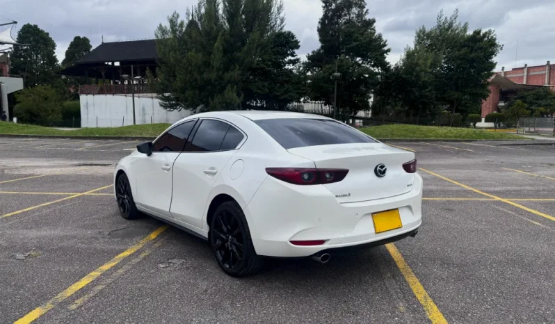 MAZDA 3 (4)GRAND TOURING LX CARBON EDITIONTP 2500CC 7AB CT TC lleno